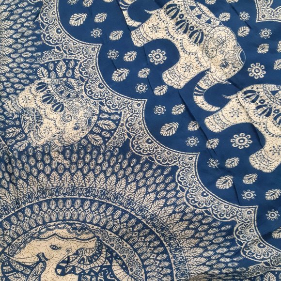 (L2)100% Rayon Harem Pants w/ elephants in circle - Picture 2 of 3